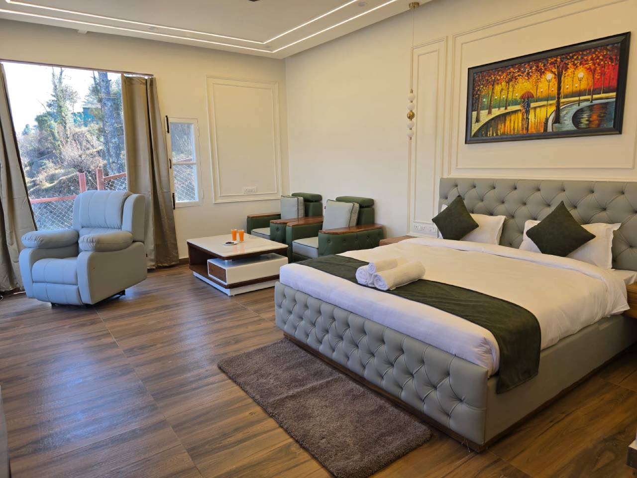 premium resort in auli